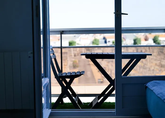 Idealement Situe Quartier Du Marche Arago - 2 Personnes *